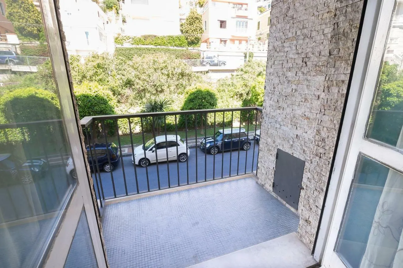 Appartamento Viale Hanbury Alassio