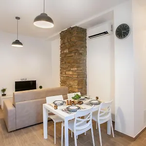  Appartamento Holidays In Italia